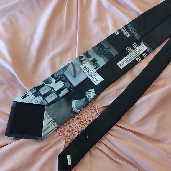 I Love Lucy Black And Gray Tie By Ralph Martin 4" - Picture 8 of 8